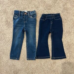 2 pairs of 2T jeans